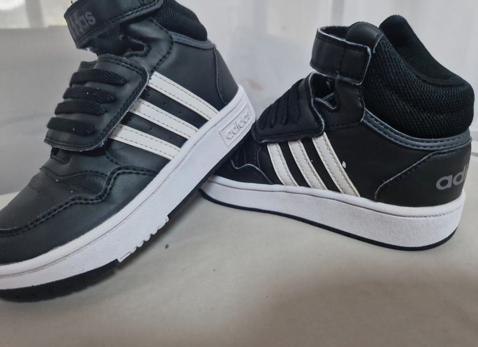 Adidasi copii adidas