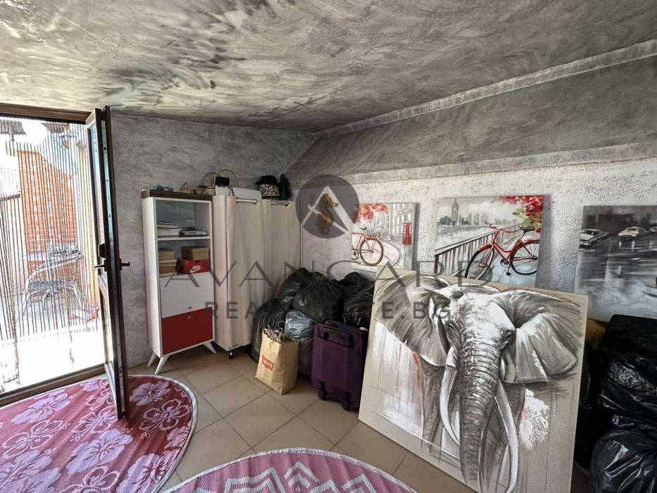 Продава се Тристаен апартамент в Пловдив, Център - 97 кв.м за 1083 €/кв.м - Снимка #9