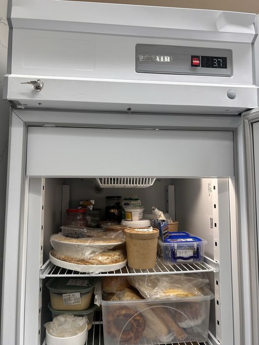 Продам холодильник для общепита