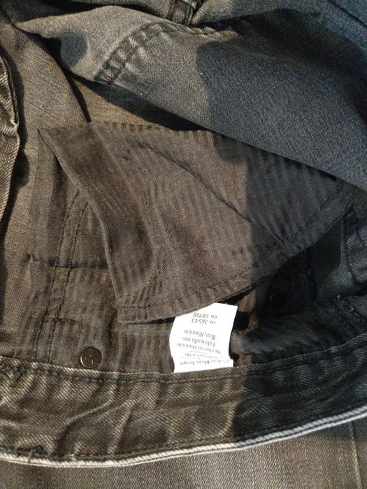 Calvin Klein 34/32. Оригинален продукт.