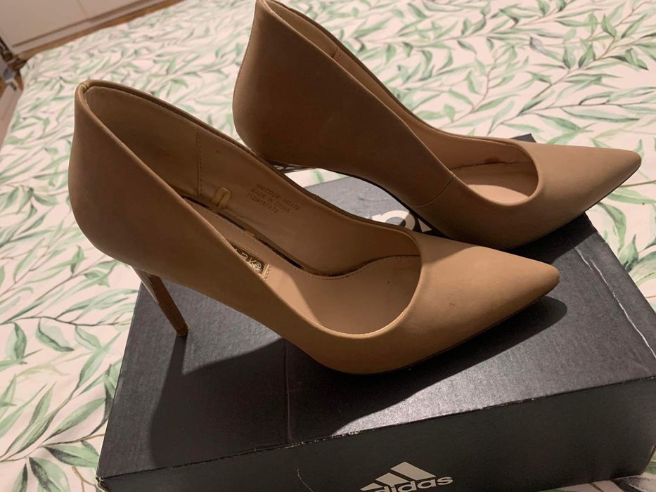 Официални обувки