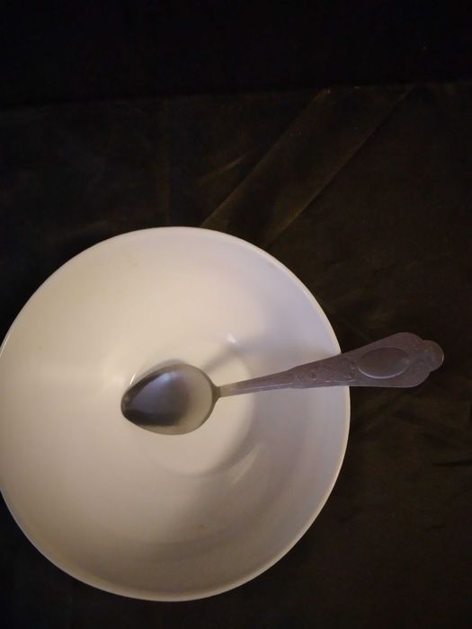 Тарелка, миска глубокая