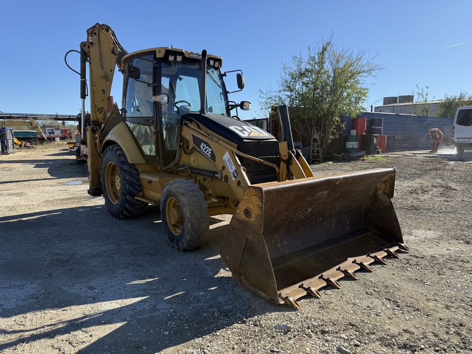Buldoexcavator Caterpillar 422E 2010