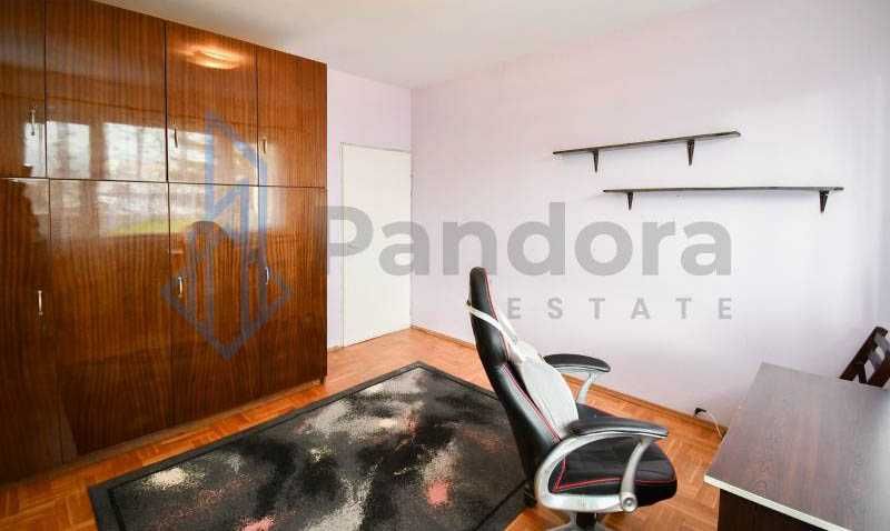 Тристаен апартамент под наем в кв. Младост 1А