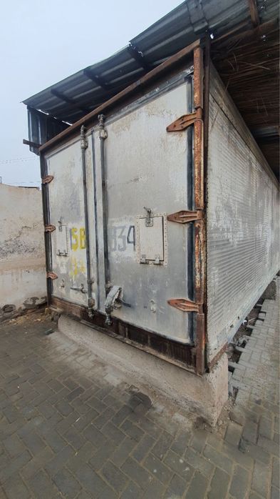 Заводской сендвич панелли музлатгич кантейнер сотилади