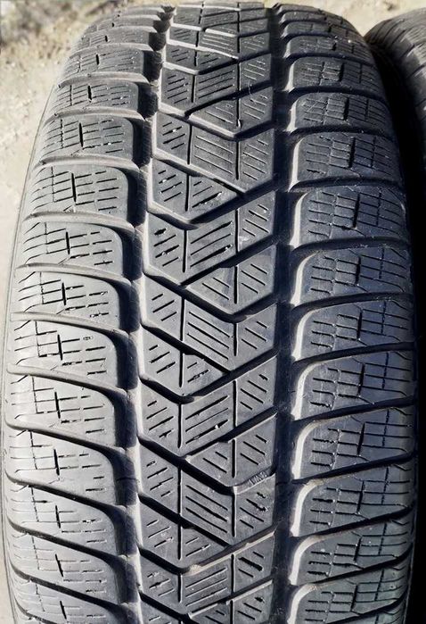 215 65 16 Pirelli - anvelope de iarna