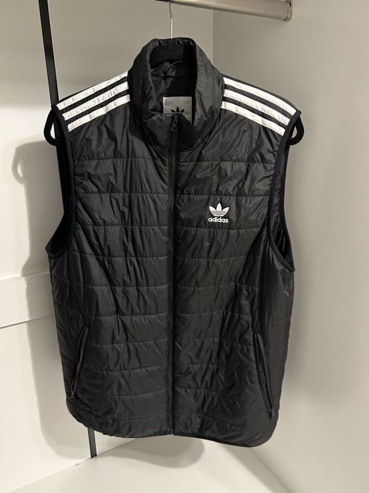 Vesta Adidas marimea M