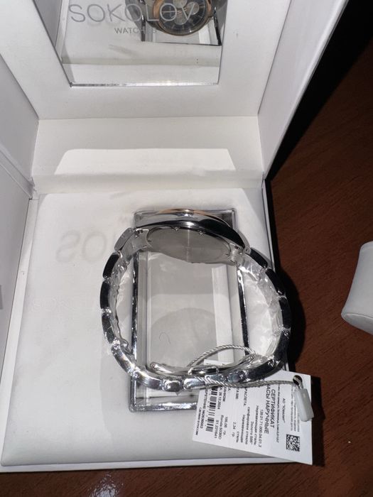 Sokolov premium soati Korpus 585proba tilla Xolati yangi Xujjatlar bor