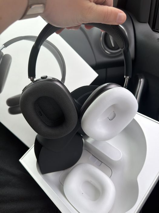 Airpods Max Space Gray