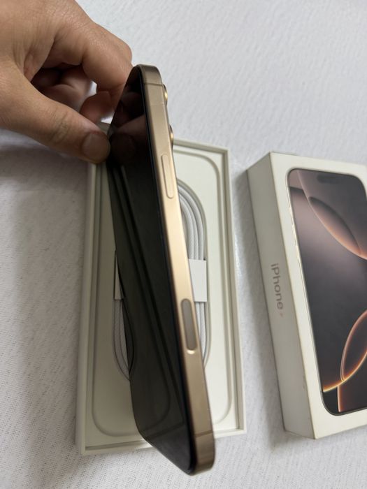 Продам IPhone 16pro max 256G EAC