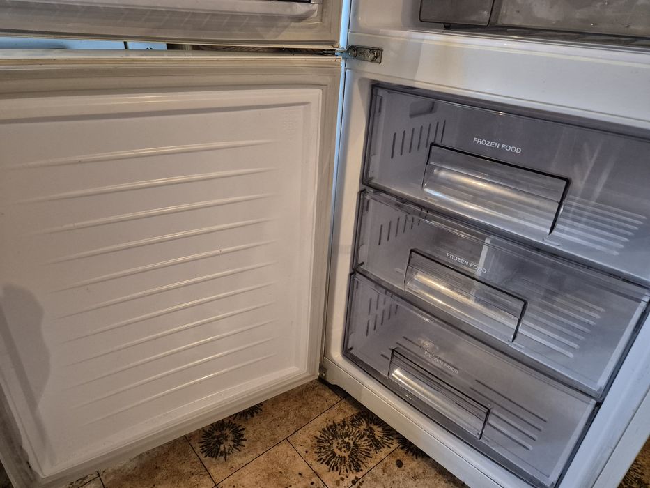 Хладилник Daewoo