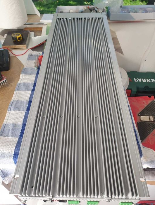 Invertor profesional solar pentru Autorulota/Ambarcatiuni/Hibrid/Offgrid 24V si 48V