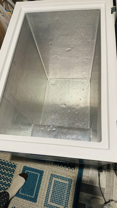 Продам морозильник