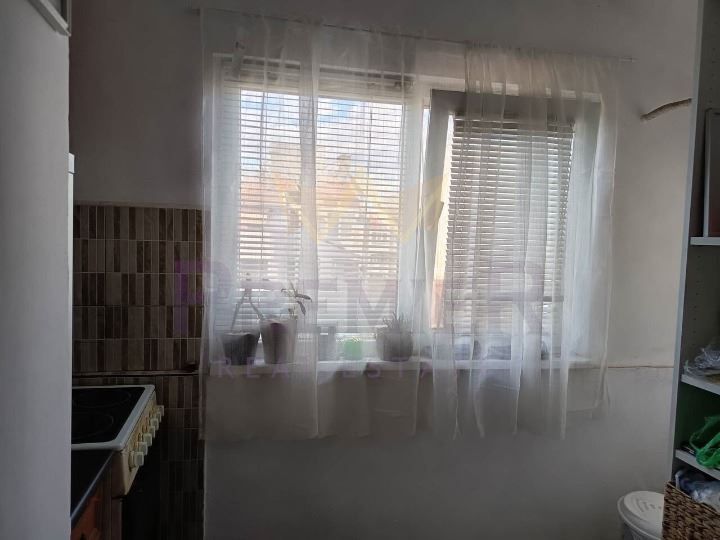 Продава се Двустаен апартамент в Бургас, Възраждане - 45 кв.м за 2556 €/кв.м - Снимка #7