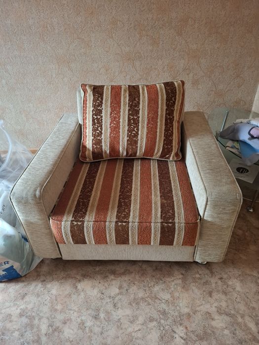 Продам диван 3/1