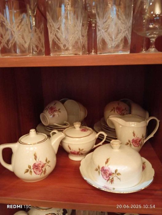 Продаются чайные, кофейные сервизы СССР