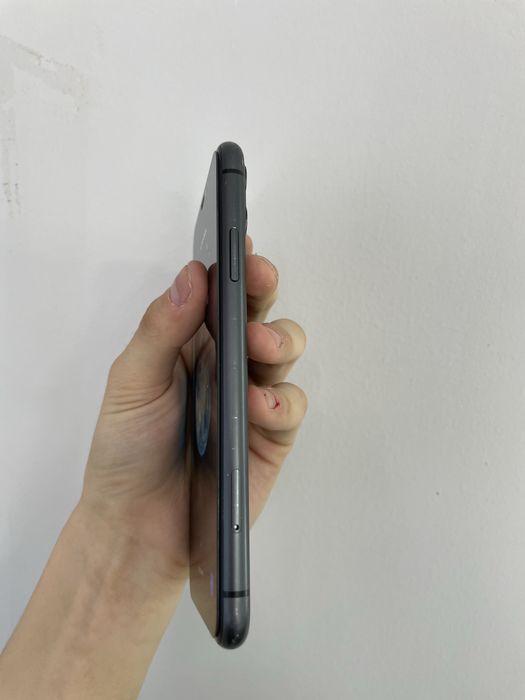 Продам айфон 11 iphone 11