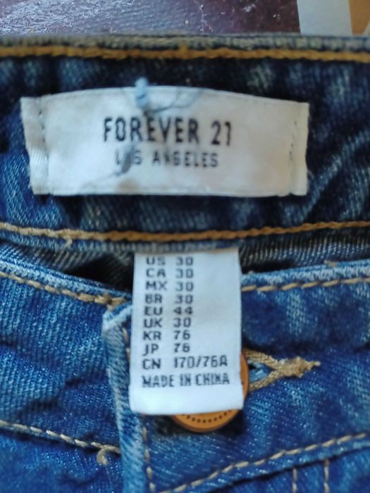 Панталони с размер Л