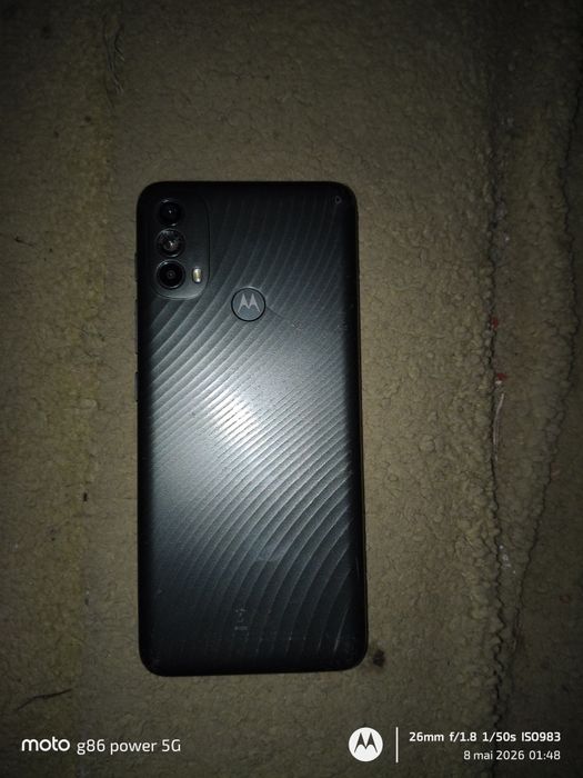 Vând Motorola E 40 defect