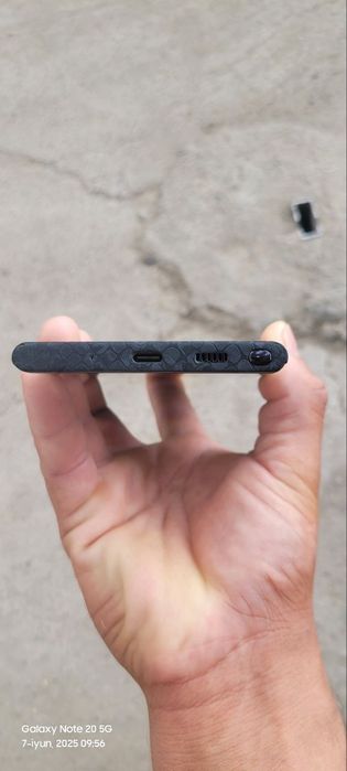 Samsung note 20 ultra 5G grantiyasi bor
