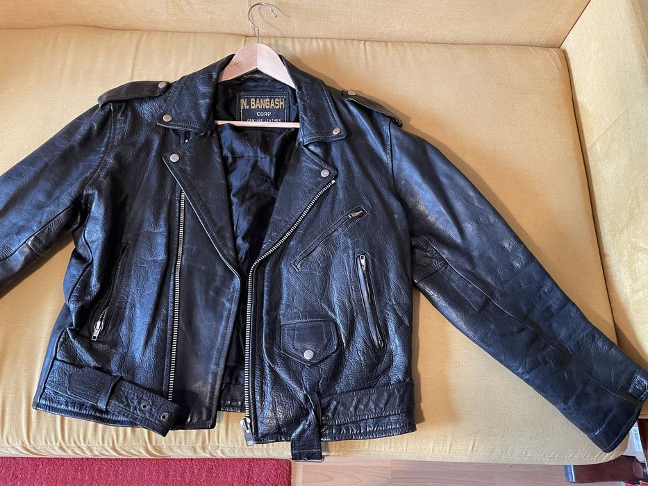 Geaca de motor piele naturala - disponibila cea negru cu rosu