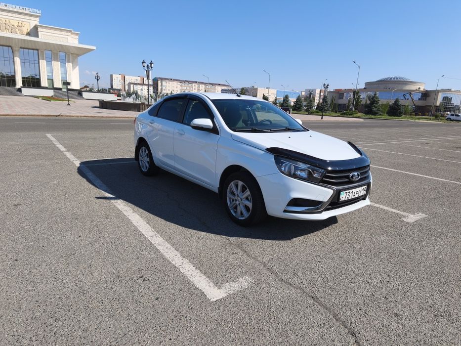 Продам автомобиль Лада Веста