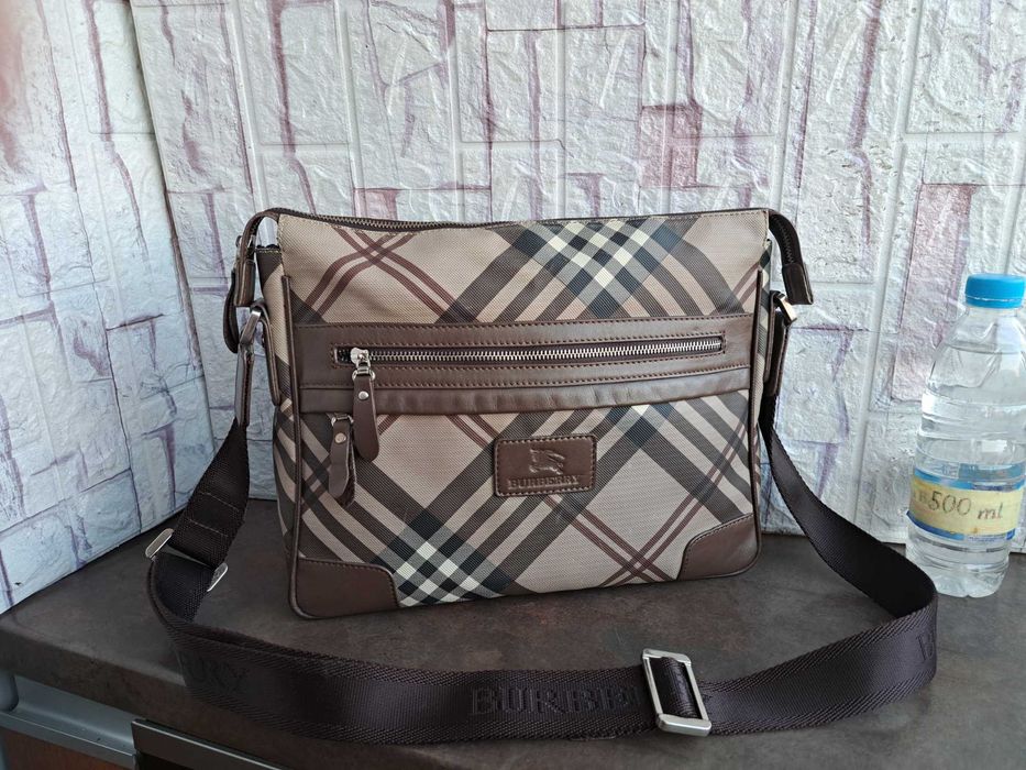 мъжка чанта Burberry,кафява карирана чанта-естествена кожа