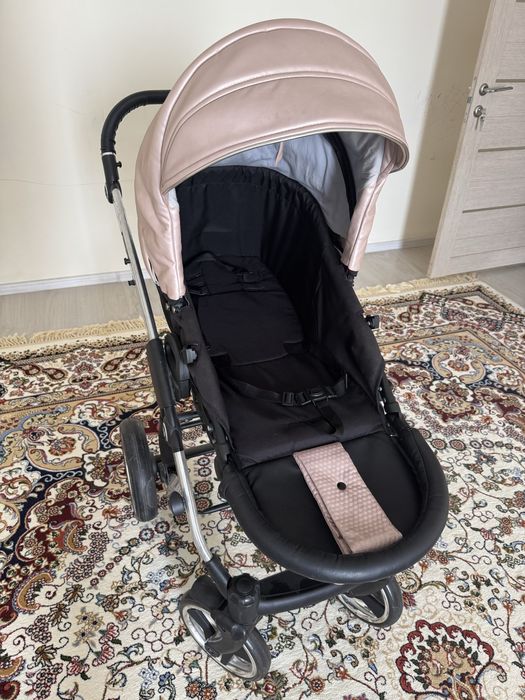 JUNAMA fluo line pink ДЕТСКАЯ КОЛЯСКА 3 В 1