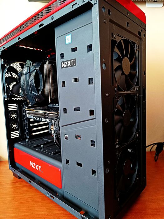 PC Gaming Intel i7-6700K 4.5GHz / GTX 1080Ti EVGA / 16 GB RAM Kingston / WiFi + Bluetooth / 335 FPS Cs2