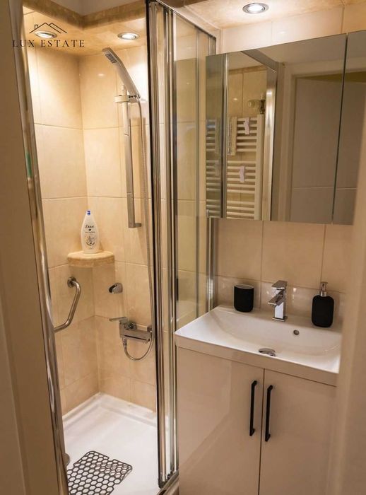 Продава се Двустаен апартамент в София, Манастирски ливади - 69 кв.м за 2711 €/кв.м - Снимка #2