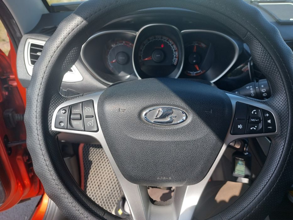 Продам lada vesta sw cross