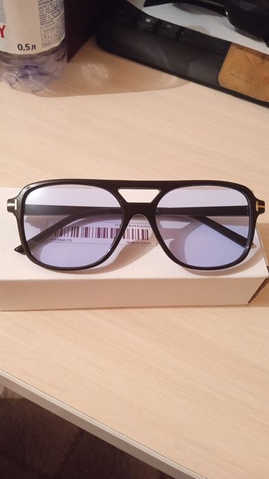 Продам солнцезащитные очки