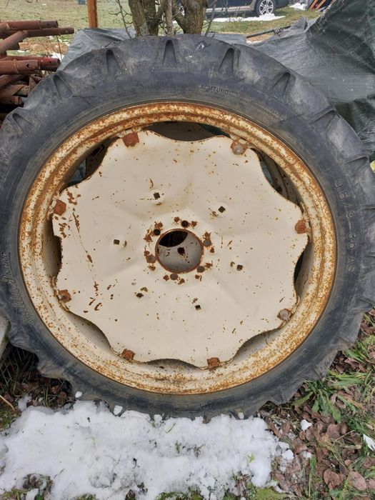 Roți spate tractor 9.5/9-36 AS cu jante – pentru lucrat între rânduri