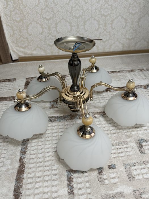 Люстра потолочная