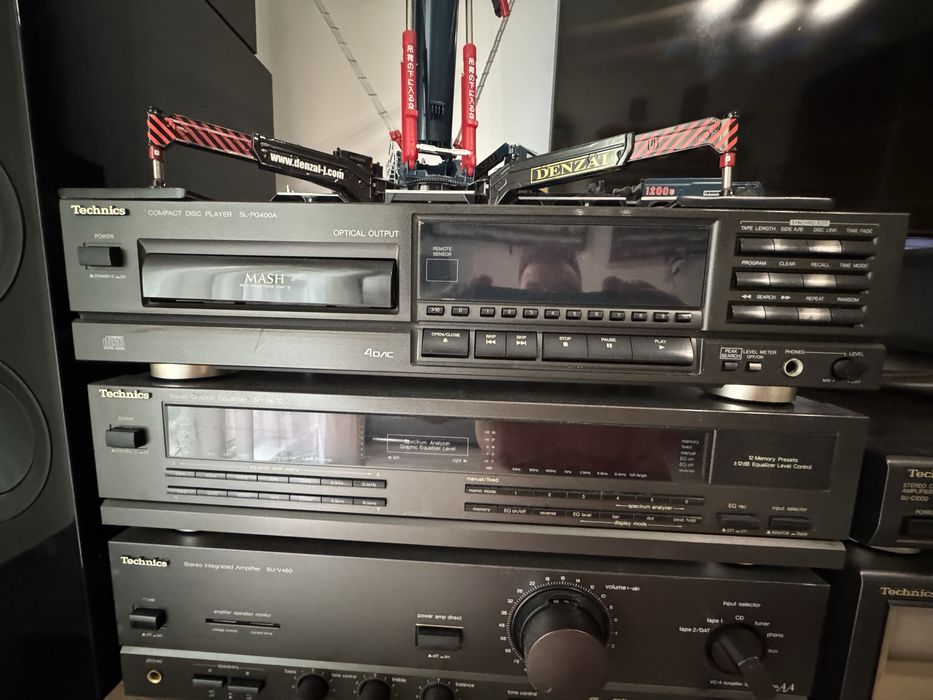 Linie Technics din 4 componente