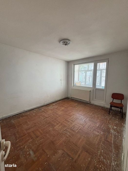 De inchriat spatiu commercial,75mp, zona Bisericii Constantin și Elena