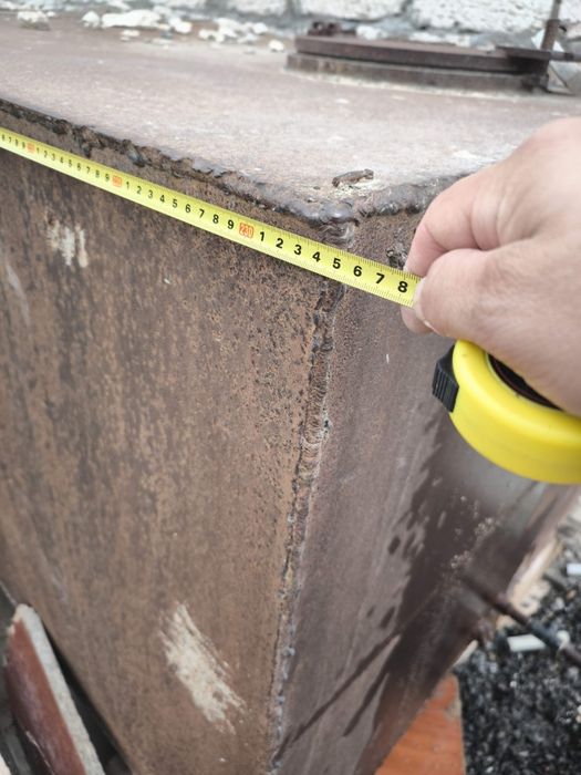 Емкость  2,9 куб