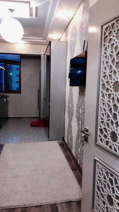 Ц-6 , 3/8/9.  3-комн  120.000 ye