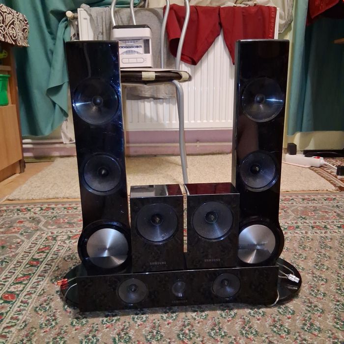 Boxe de birou ,de sistem  muzical Samsung