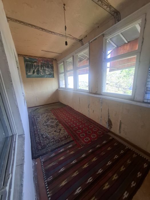 Сдается 2 ком 300у.е.