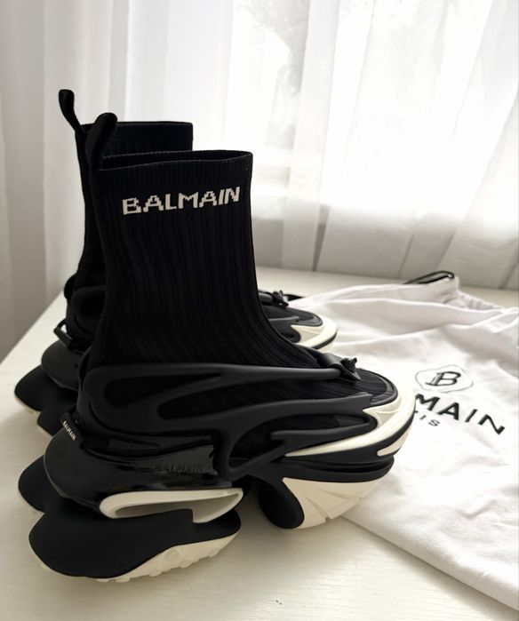 Кроссовки Balmain Unicorn оригинал (новые)