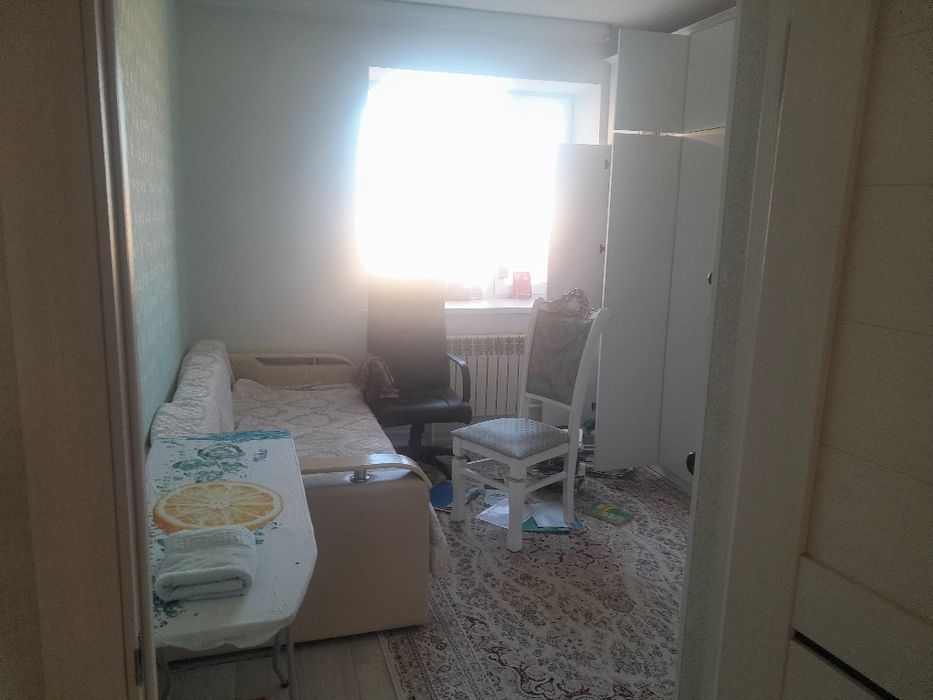 Сдаётся кв 2 ком Батыс 2  совместно