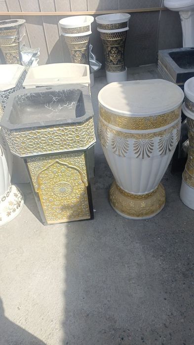 Rakvina Toshli Hovliga