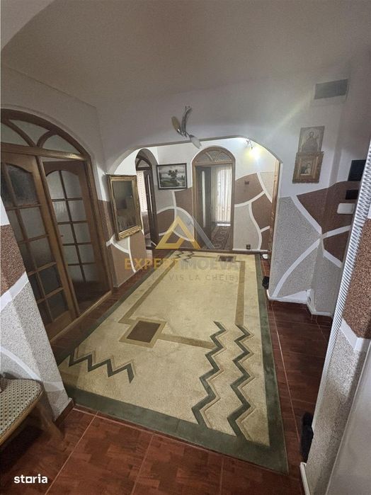 Apartament 4 camere 84 mp utili pretabil pentru investitie sau locuit