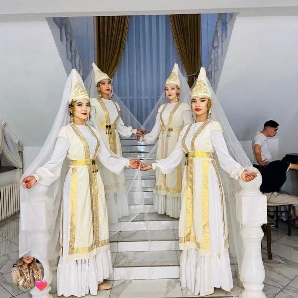 Прокатка көйлектер беріледі