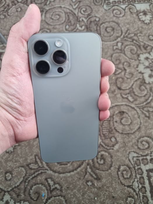 Iphone 15 pro max zur tiniq