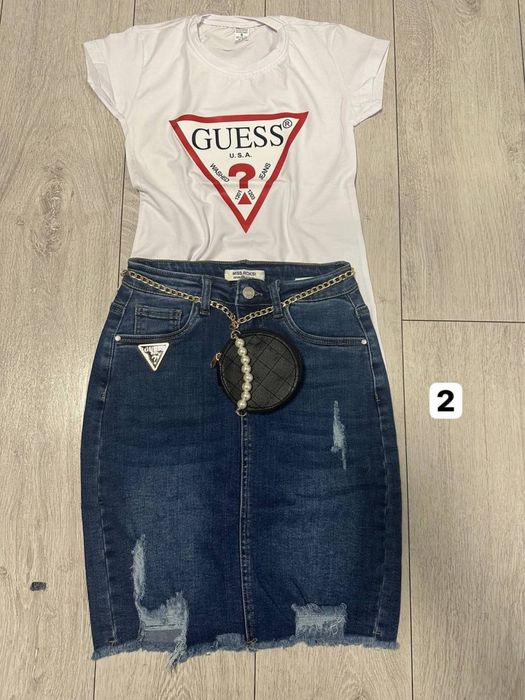 Set dama fusta si tricou