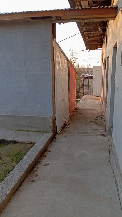 Srochna sotiladi ush qo'ndi 2 sotix