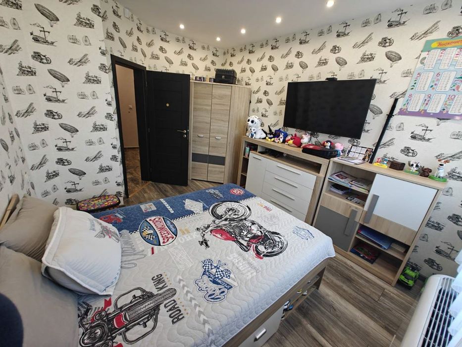 Продава се Тристаен апартамент в София, Връбница 2 - 120 кв.м за 2417 €/кв.м - Снимка #8