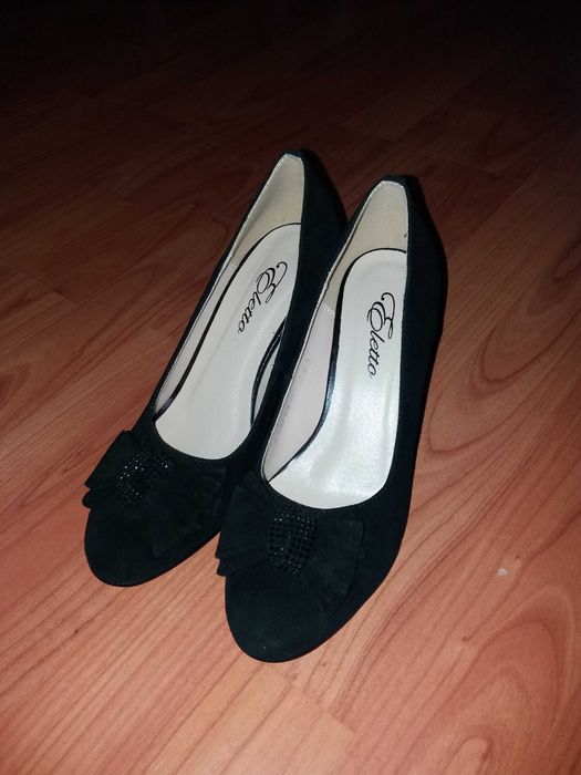 Продам туфли женские